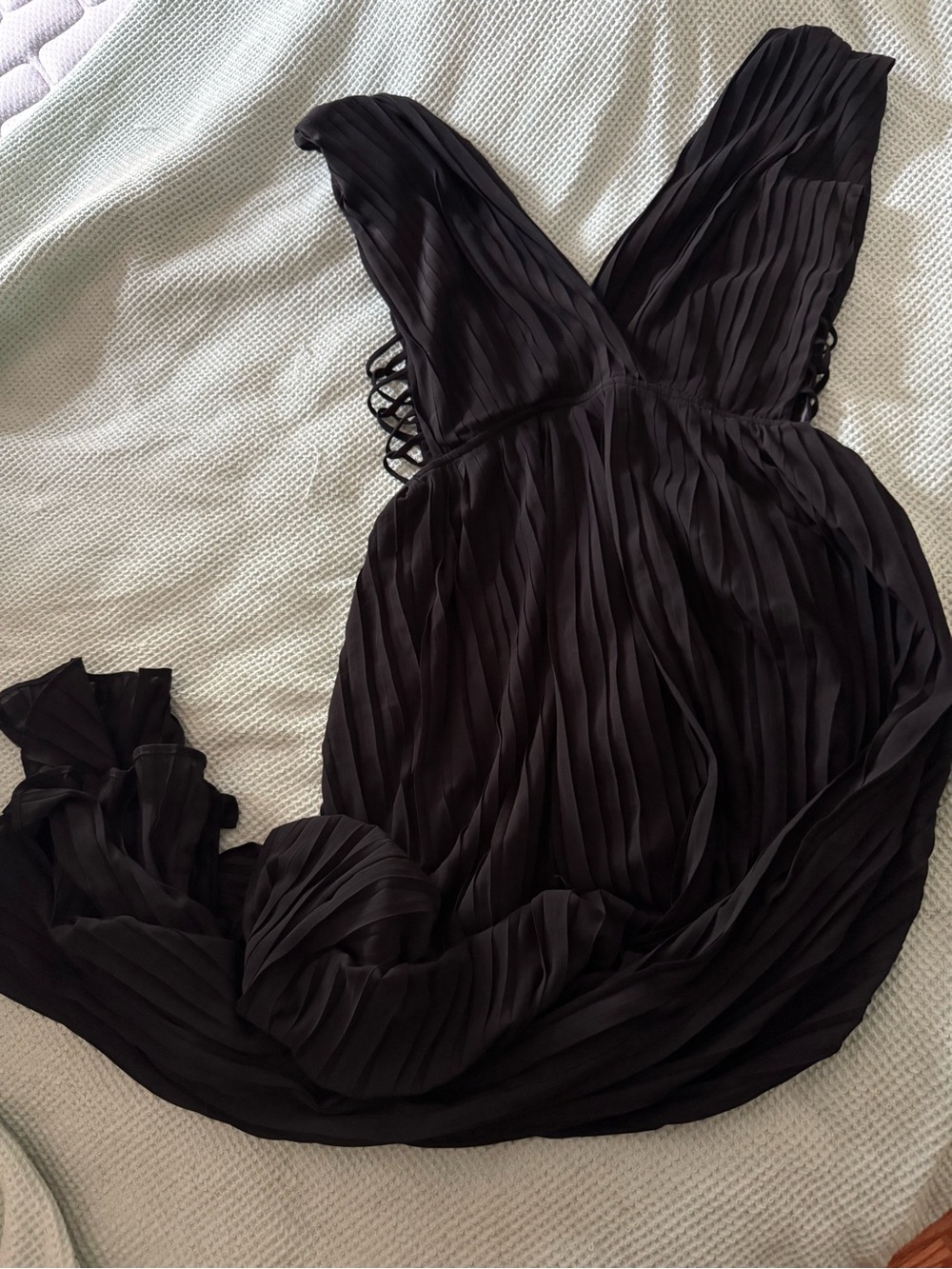 NanaMacs Black Pleated V-Neck Maxi Dress